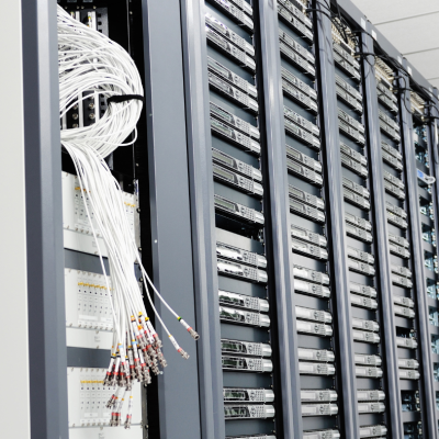 When and Why Webmasters Must Invest in Dedicated Servers